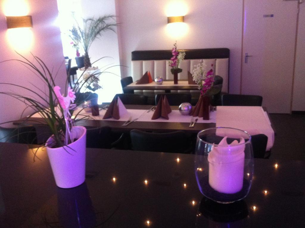 Hotel Restaurant La Piazza Valkenburg aan de Geul Eksteriør bilde