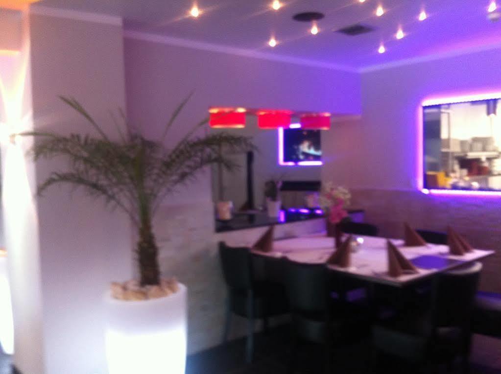 Hotel Restaurant La Piazza Valkenburg aan de Geul Eksteriør bilde